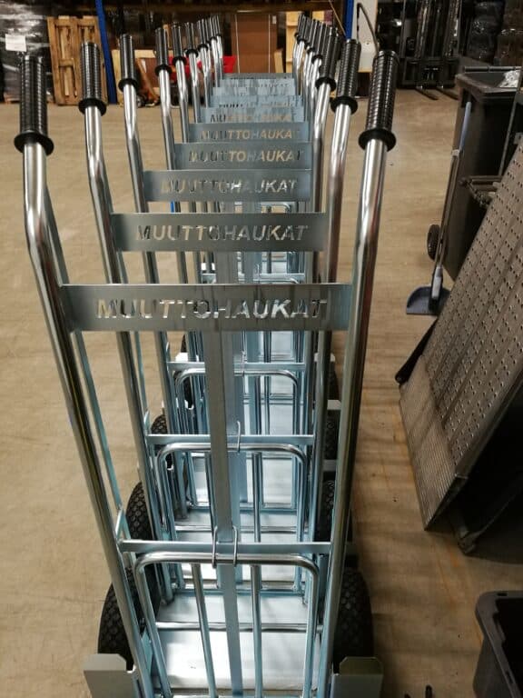 Nokkakärryt muuttoon